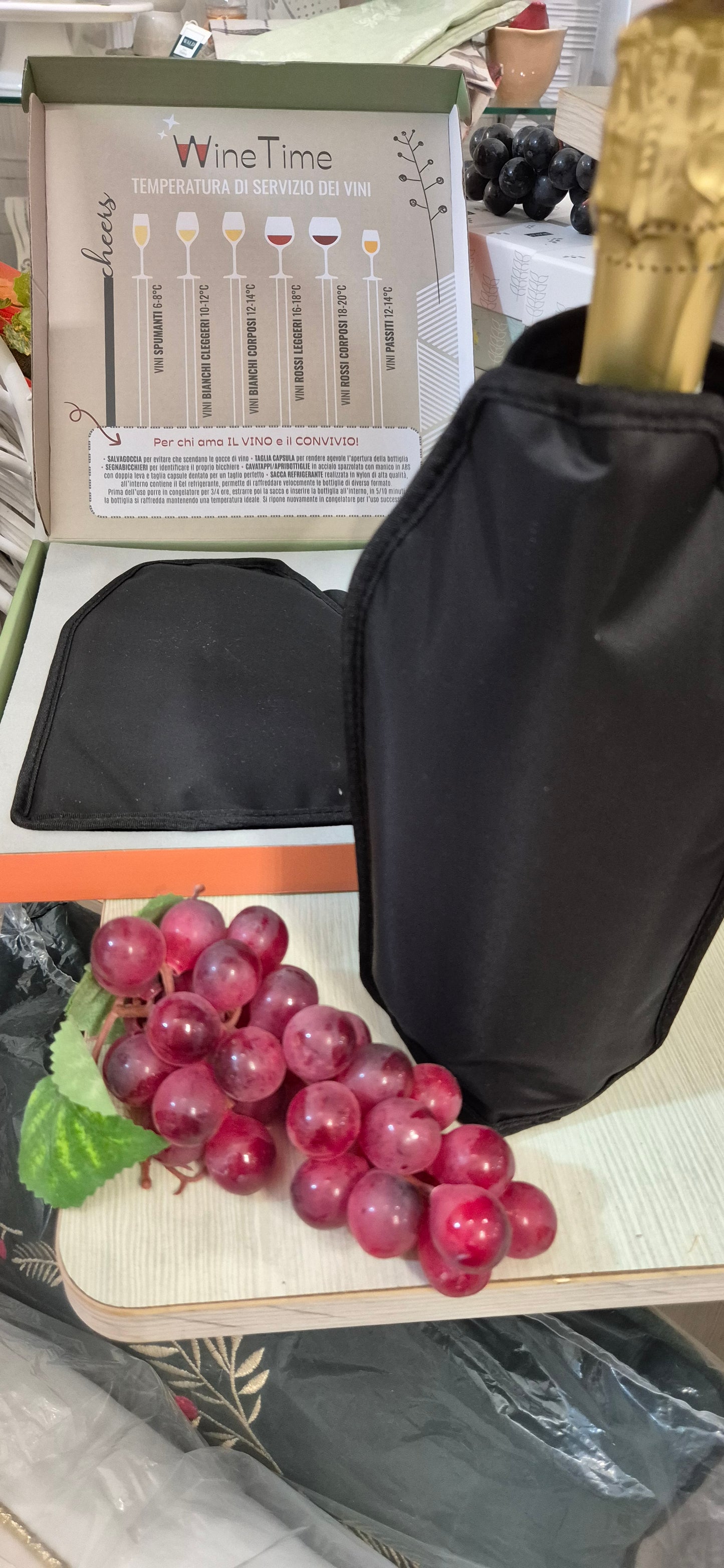 Set sscca refrigerante, con salvagoccia e tagliacapsula