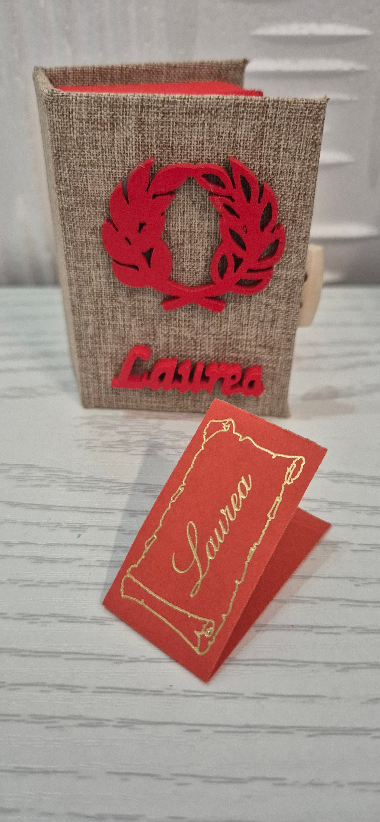 Scatolino Libro Laurea Portaconfetti completo di confezione- set 24 pezzi