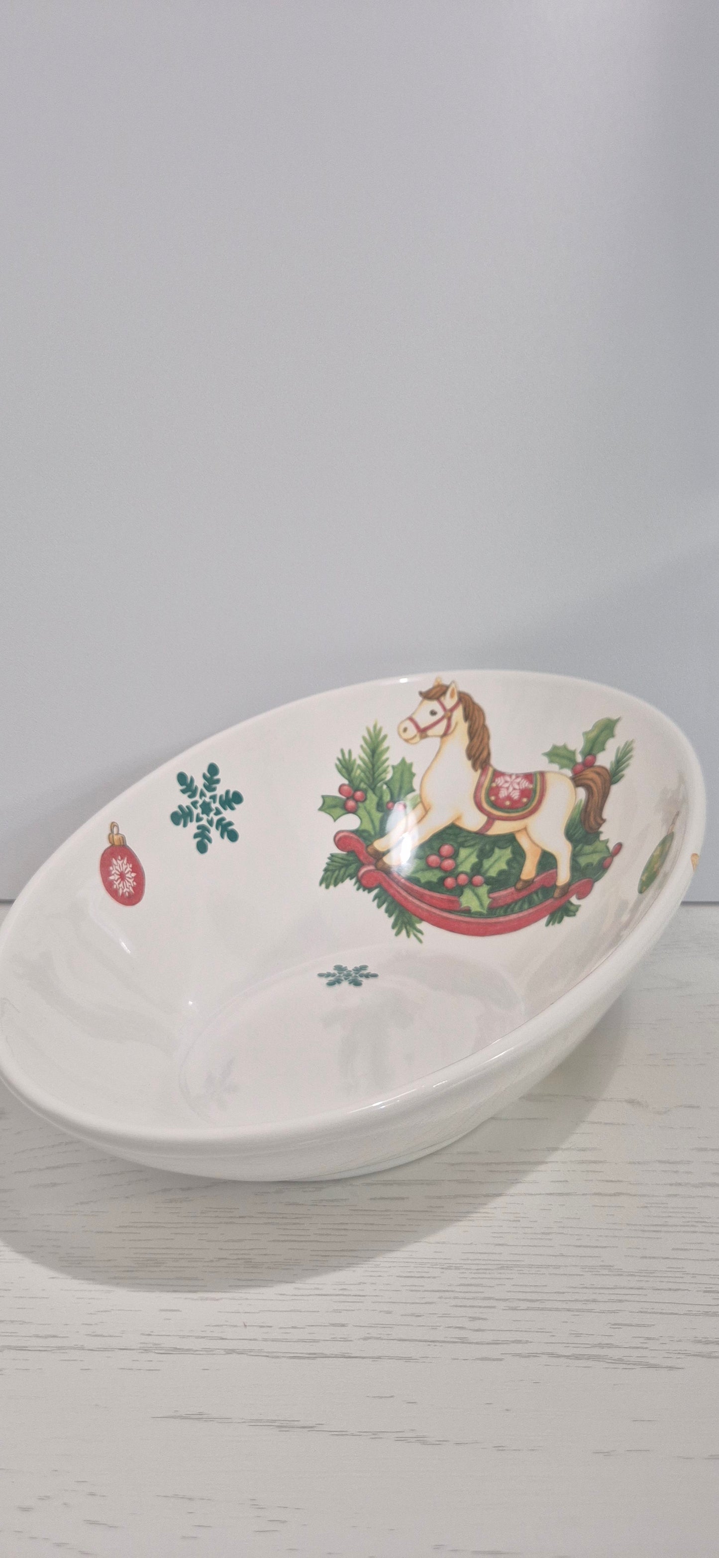 Insalatiera mondo media