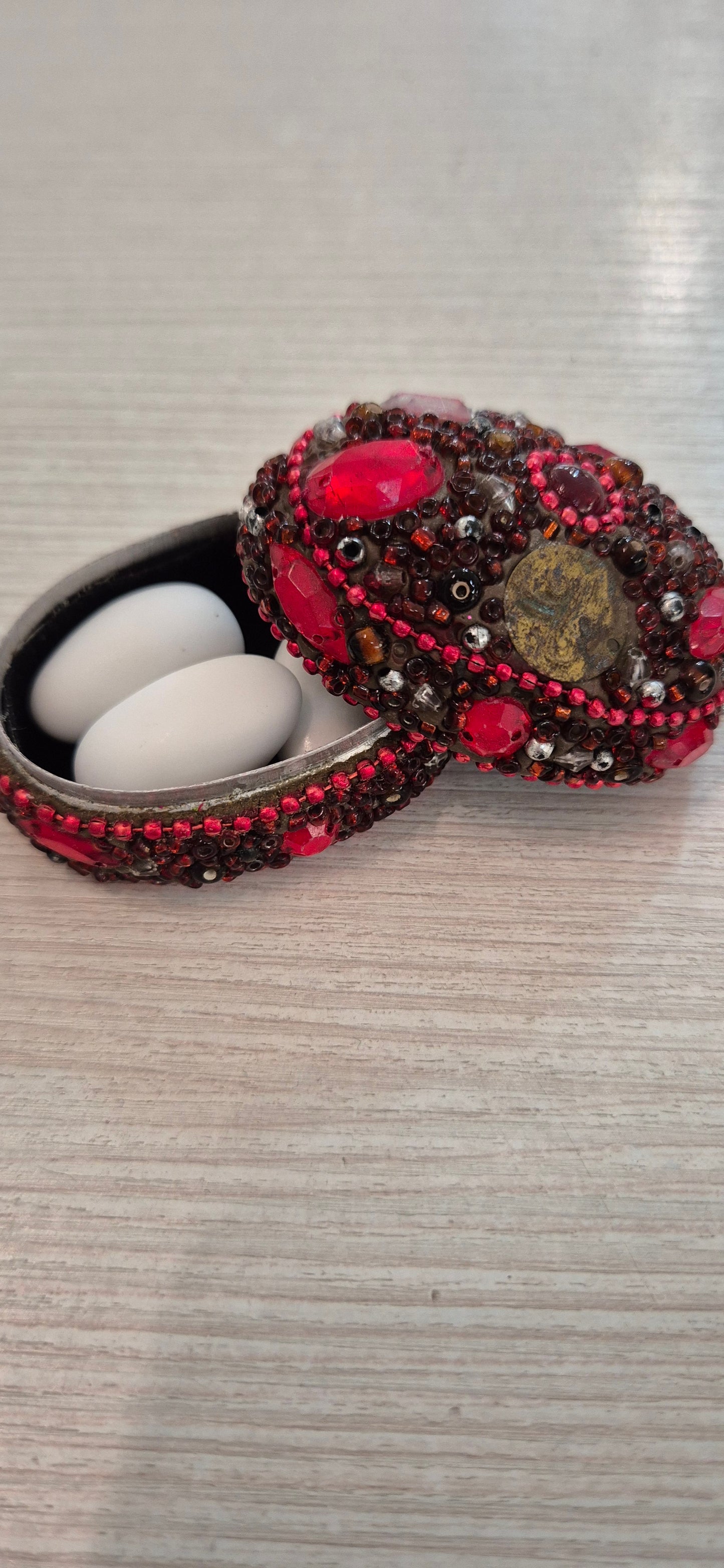 Set 21 Scatoline Vintage perline rosse