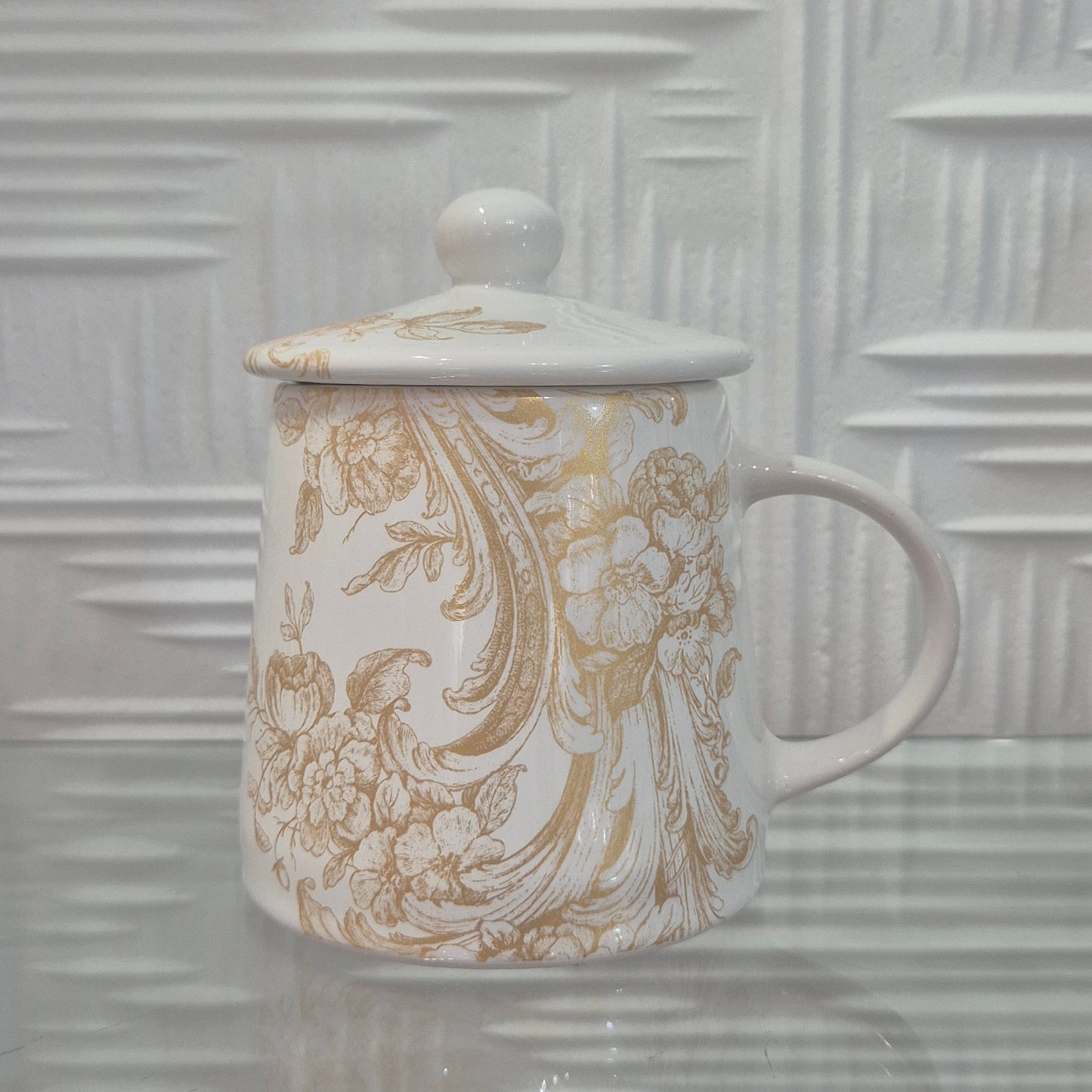 Tisaniera con coperchio