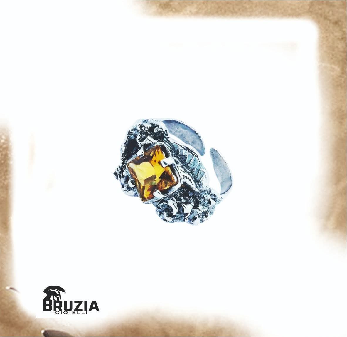 Anello Bruzia – Argento Brunito e Topazio Giallo | Misura Regolabile